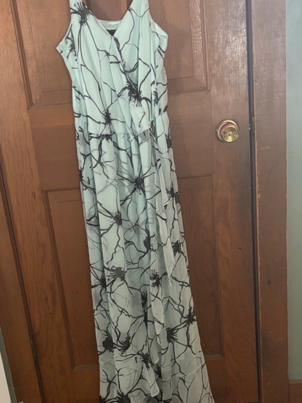 NWT Petite Banana Republic Mint and Black Ruffle Floral Maxi Dress - Picture 5 of 8